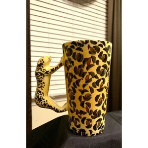 Awesome Vintage Hand Painted Leopard Cat Figural Mug Cup